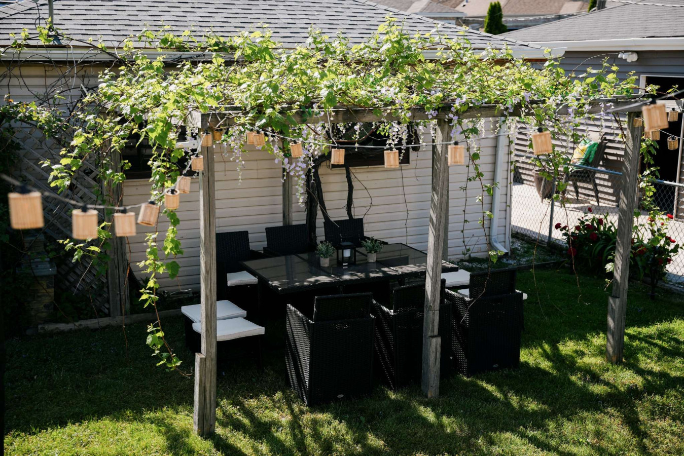 4BR Retreat w/ Theater, Game Room & Backyard