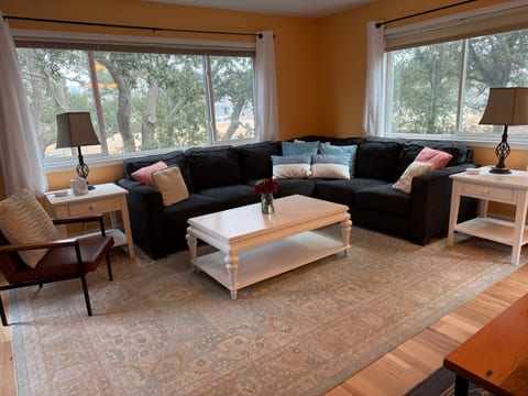 Herons Rest, 6 guests, lovely beach, 2 pools, golf