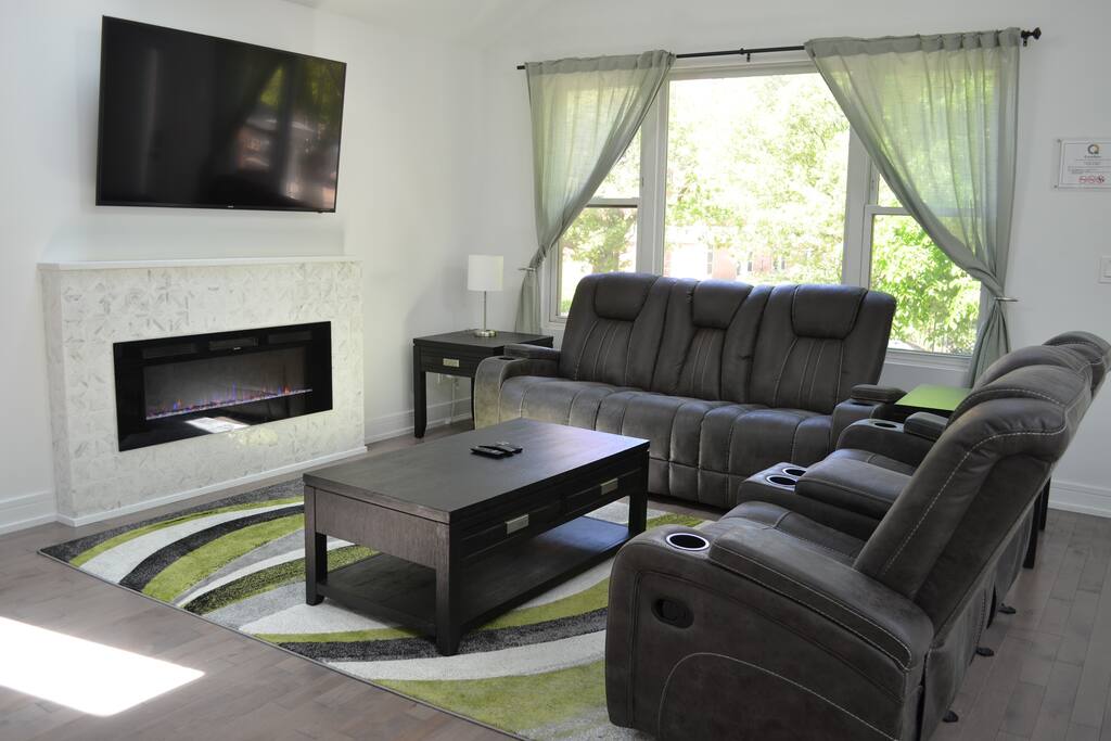 Downtown Chicago - Spa Bath, Patio, 3 blocks to L