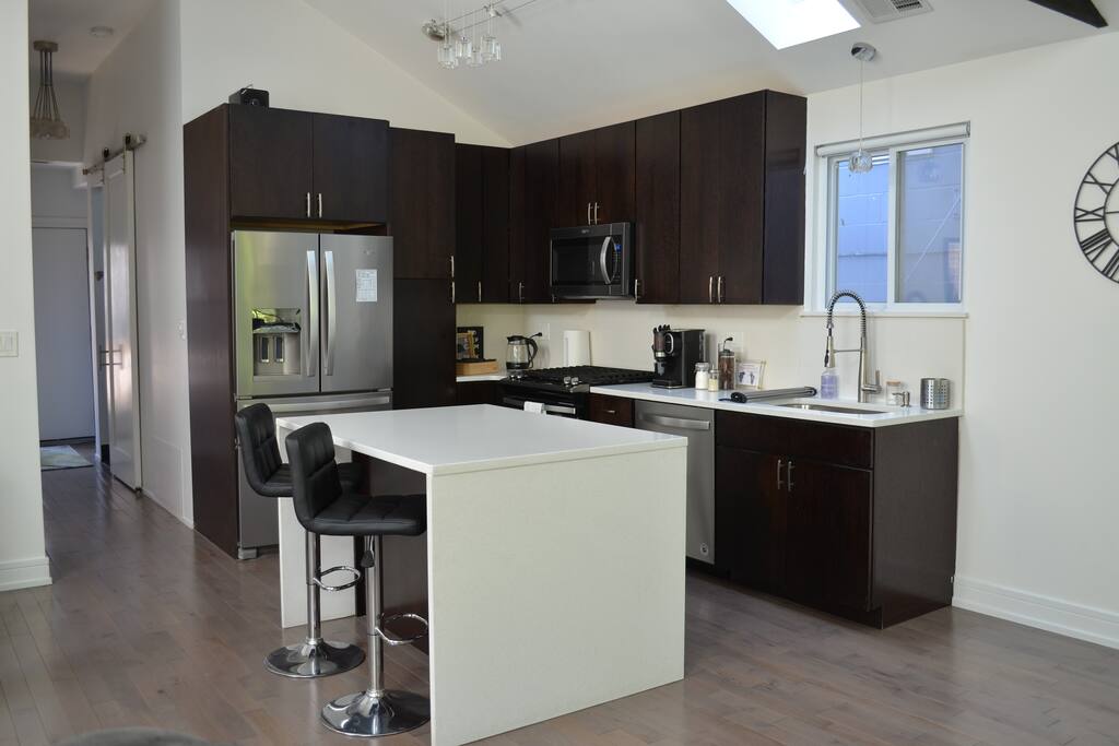 Downtown Chicago - Spa Bath, Patio, 3 blocks to L