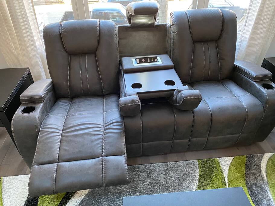 Our sofas are fully convertible Our sofas are fully convertible - Downtown Chicago - Spa Bath, Patio, 3 blocks to L - Chicago