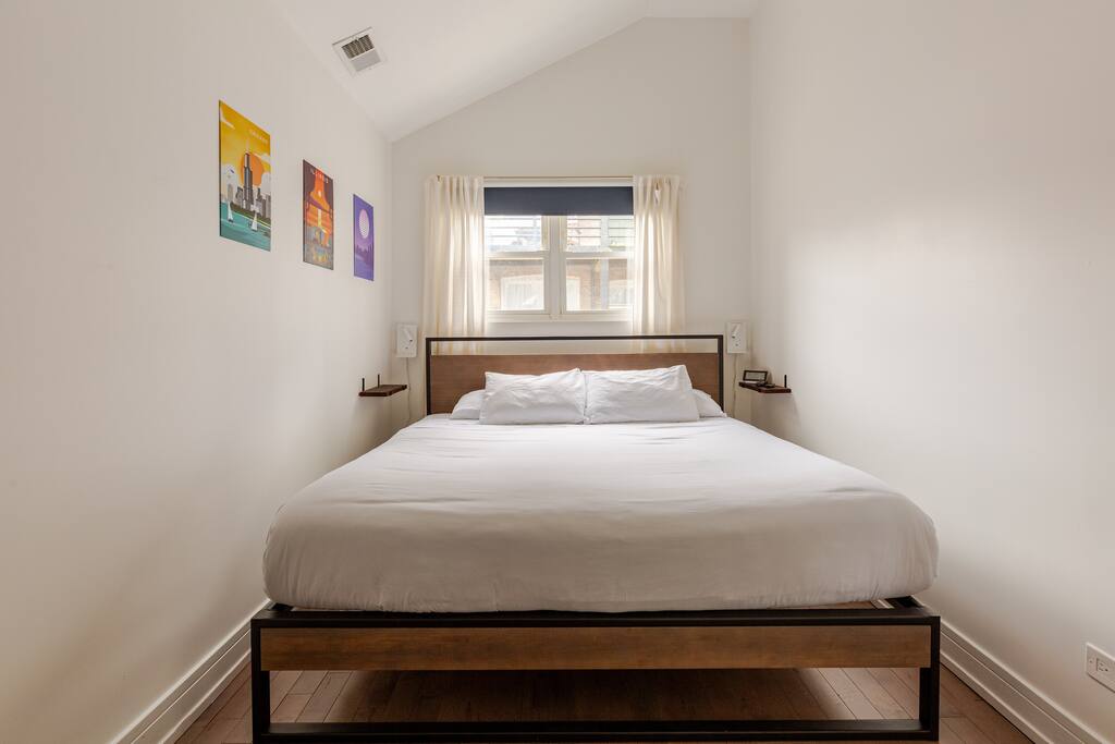 Downtown Chicago - Spa Bath, Patio, 3 blocks to L