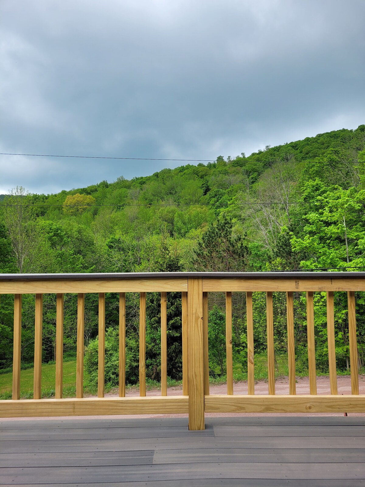 peaceful-catskill-mountain-getaway/