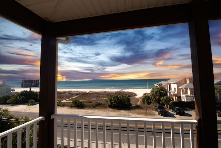 Beautiful home with Beach, Ocean, & Lake Views