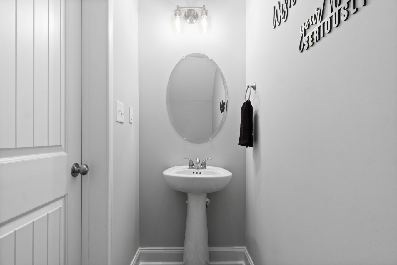 modern-comforts-in-clarksville/