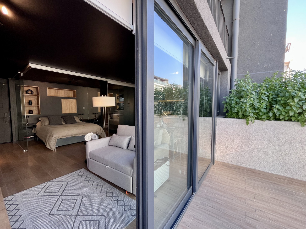 X Urbano Artístico Santa Elvira | Laundry Parking - Pucón