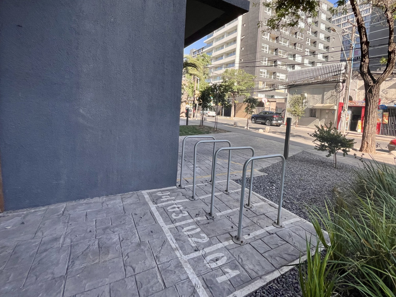 X Urbano Artístico Santa Elvira | Laundry Parking - Pucón