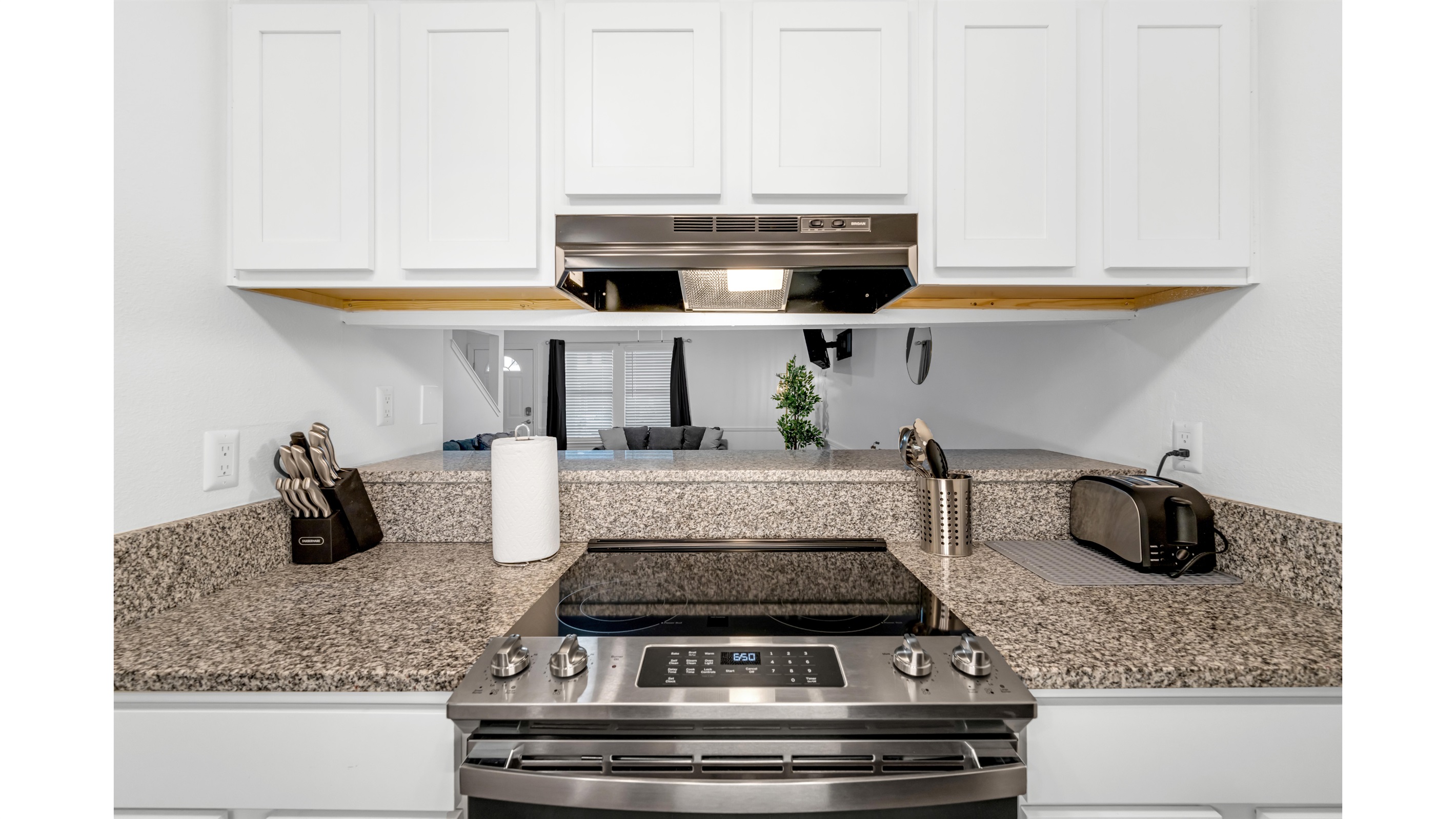 Cozy 3BD Near Walmart HQ | Long Stay Discounts