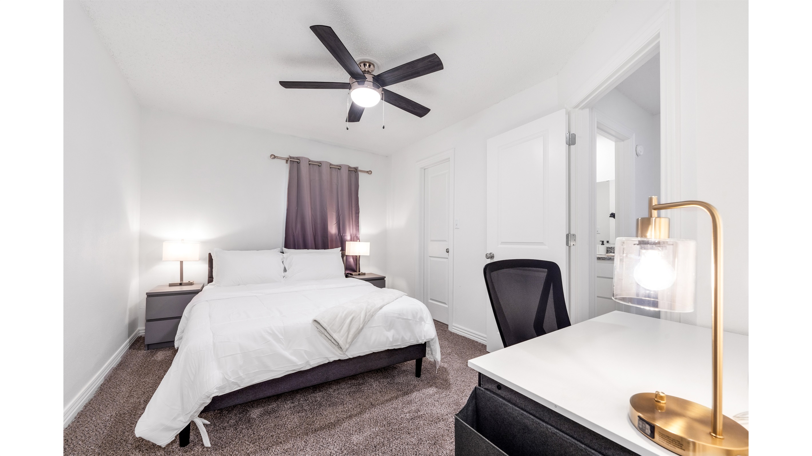 Cozy 2BD Near Walmart HQ | Long Stay Discounts