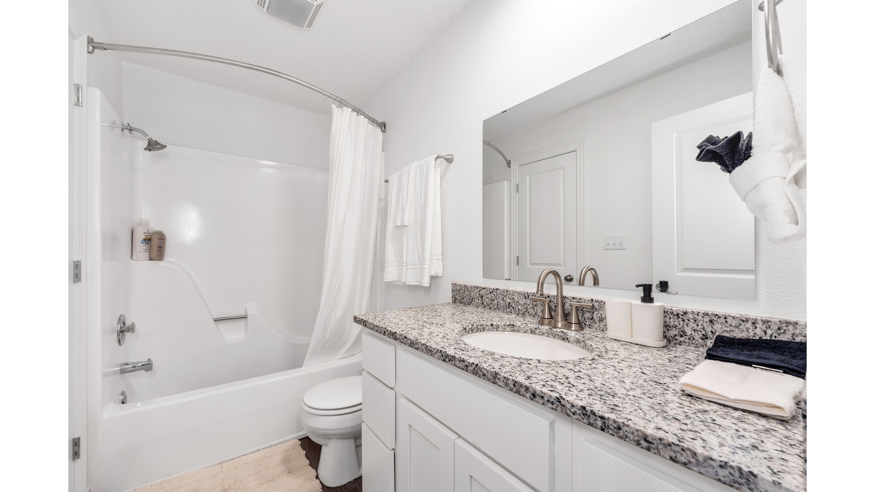Cozy 2BD Near Walmart HQ | Long Stay Discounts