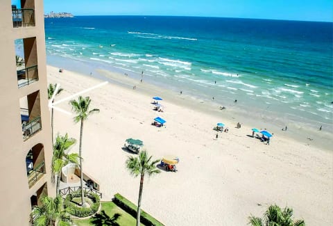 Look how close you are to the water!!!