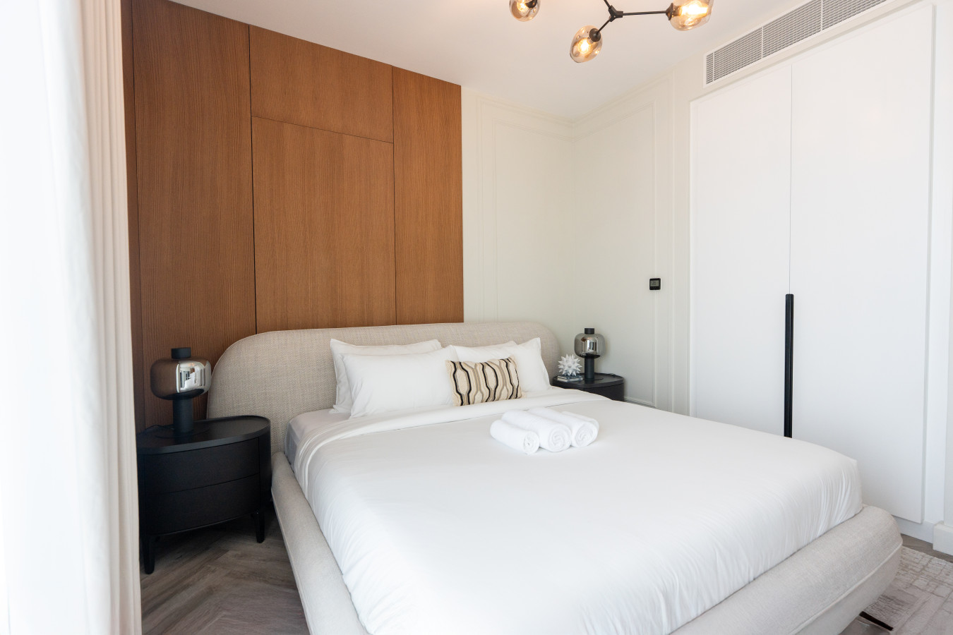 OFFER! High-Floor 2BR | Marina, JBR and Sea Views - Tecom - Dubai - United Arab Emirates