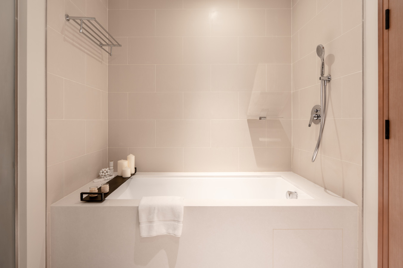 OFFER! High-Floor 2BR | Marina, JBR and Sea Views - Tecom - Dubai - United Arab Emirates