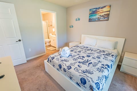 Amazing Bedroom, Beautifully Decorated