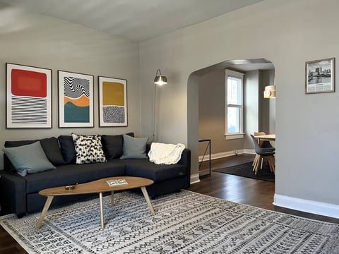 Walk to Mount Carmel | Pet Friendly