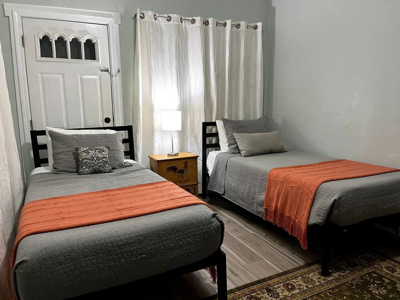 Hudson Cottage | Fast WiFi!