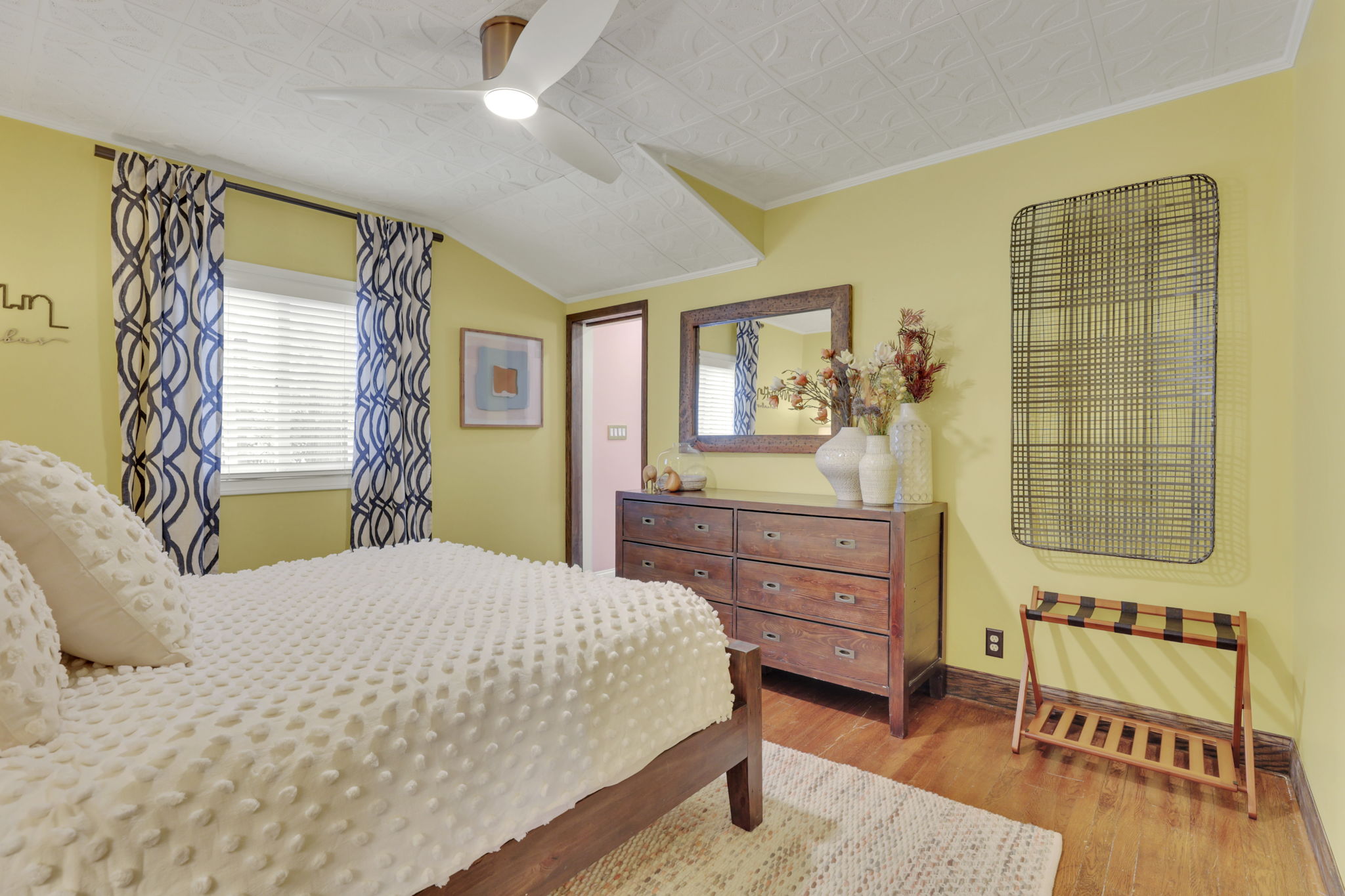 The Clintonville Casita | Walkable & Inspiring