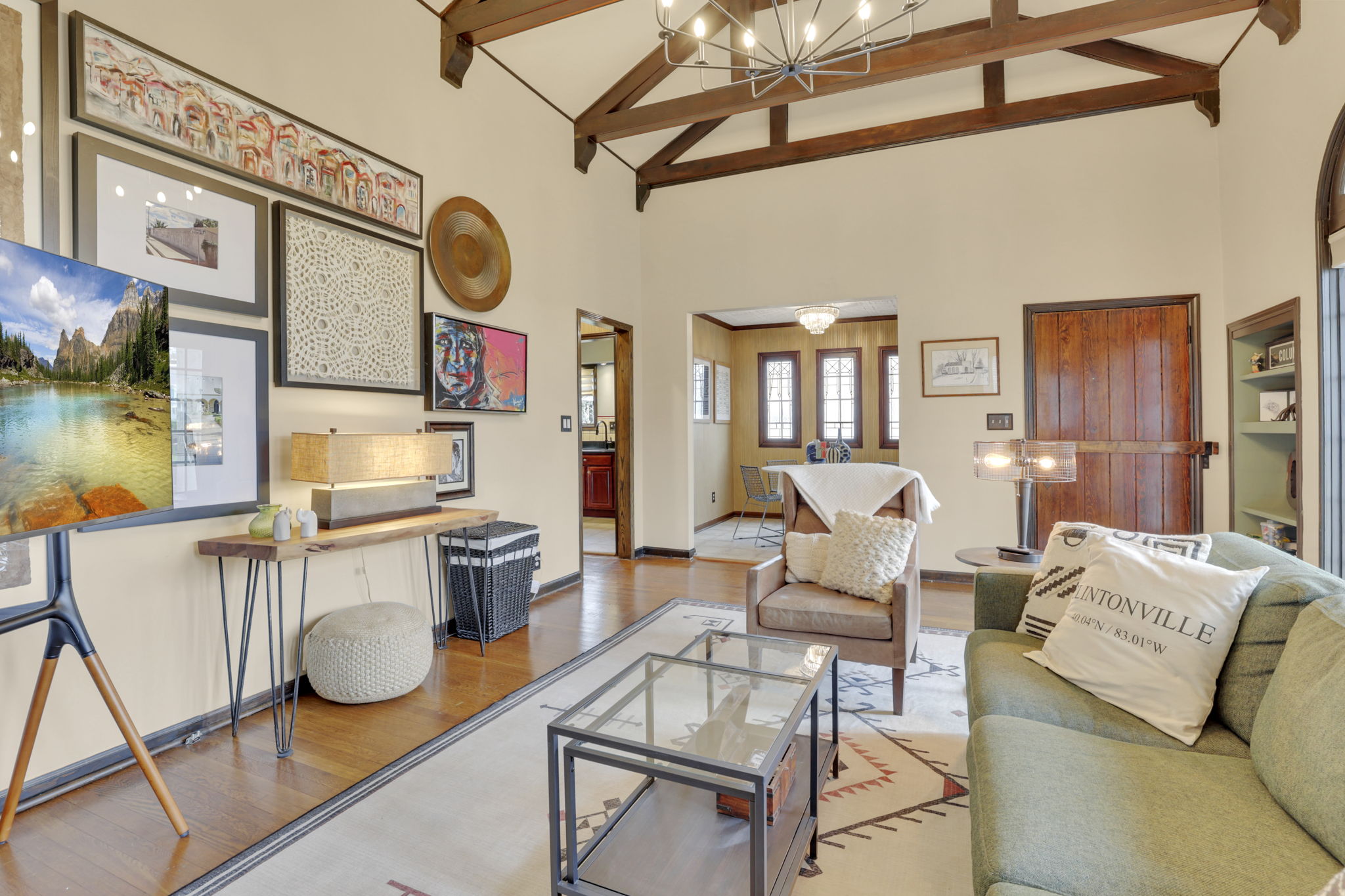 The Clintonville Casita | Walkable & Inspiring