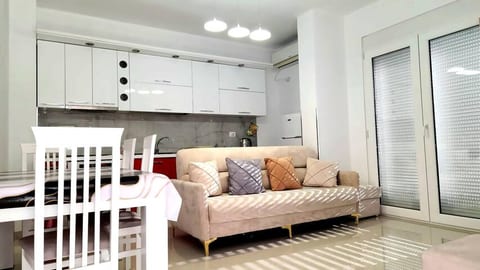 The Livingroom photo .4