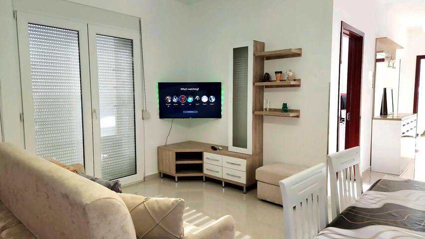 feel-at-home-2br-10-min-from-city-center/