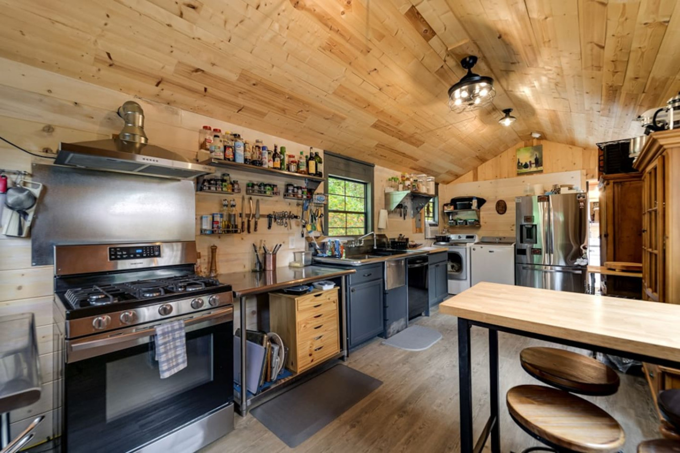 cabin-1-and-sleeper-cabin-combo/