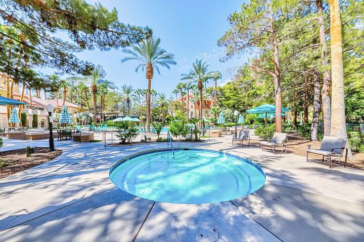 Dwell Descans ※ Restful Haven Steps to Vegas Strip