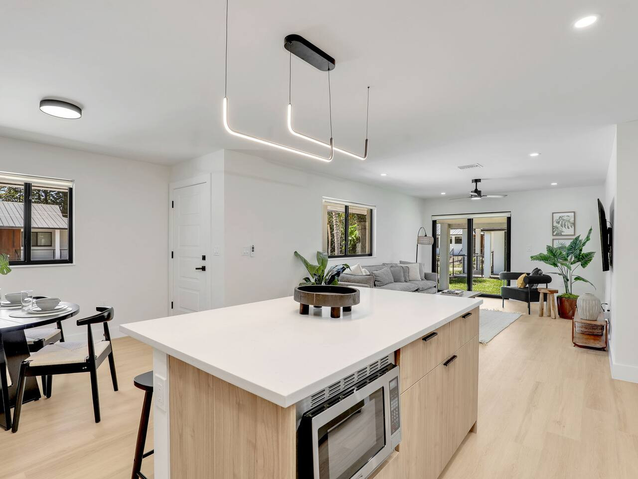 villa-palmera-by-downtown-and-beach/