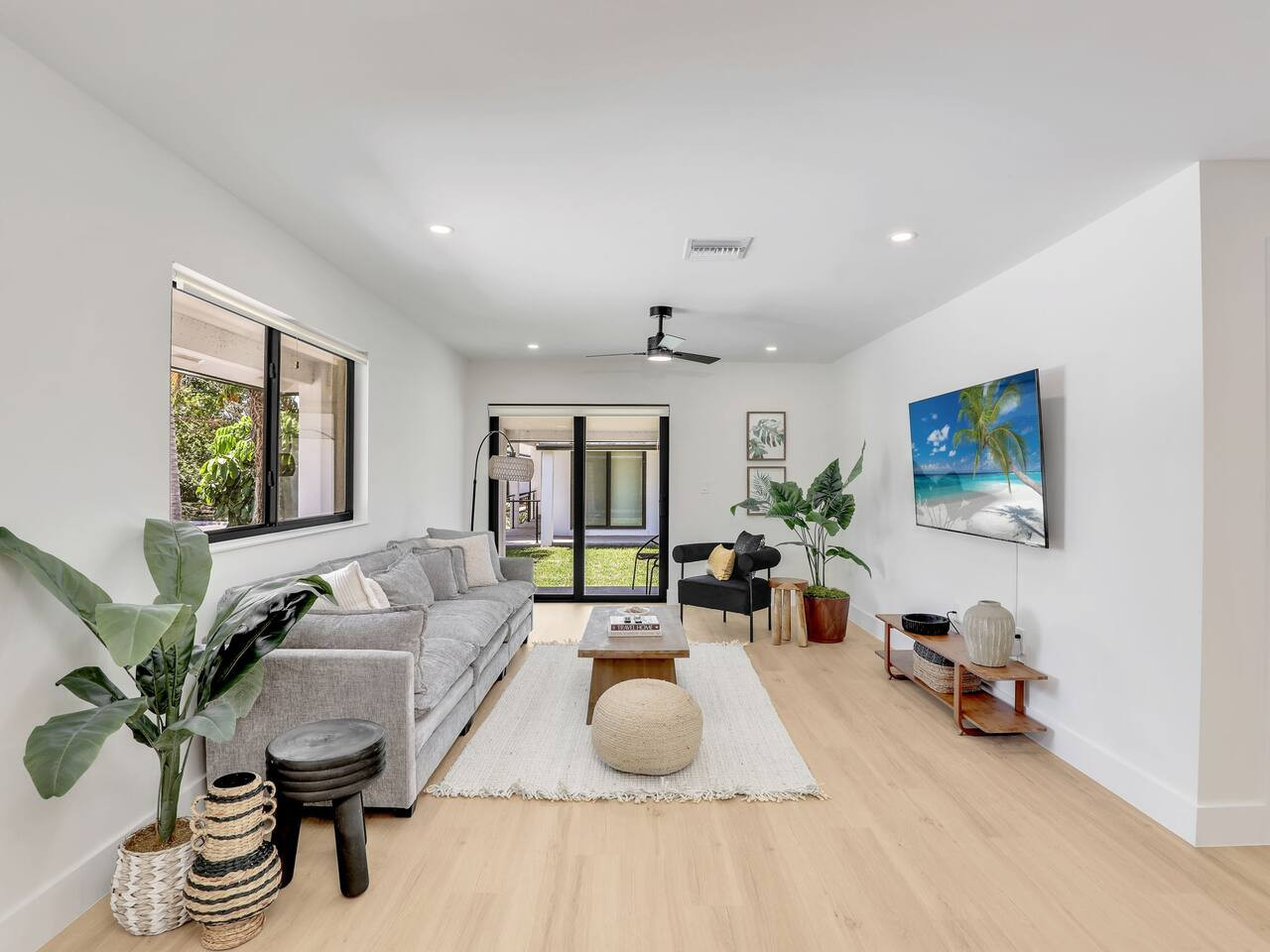 villa-palmera-by-downtown-and-beach/