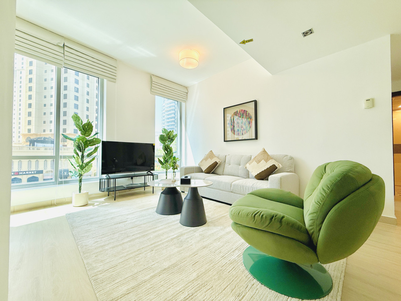 vserve-1-br-escape-in-the-heart-of-dubai-marina/