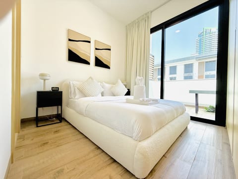 Vserve - Peaceful 1 BR Getaway in Vibrant JVC