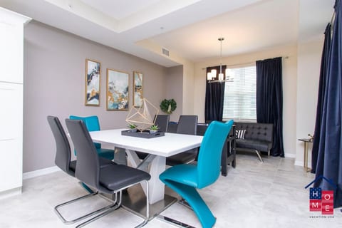 Vibrant Family Condo - 10 Min From Disney