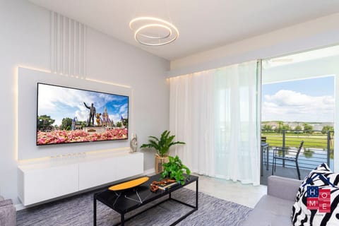 Modern Oasis Condo - Relaxing  View | Near Disney