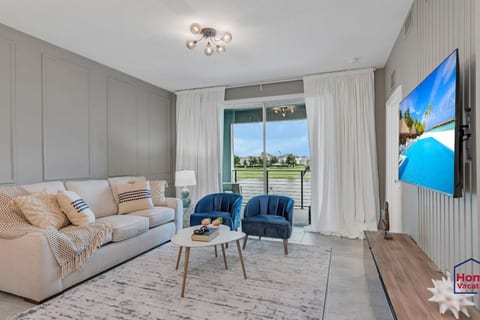 Beautiful Condo  - Resort 10 Minutes from Disney