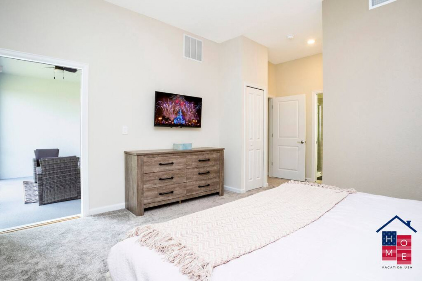 Resort Condo in Orlando: Cozy Retreat with Lazy River & Kids' Water Park Near Disney - Four Corners