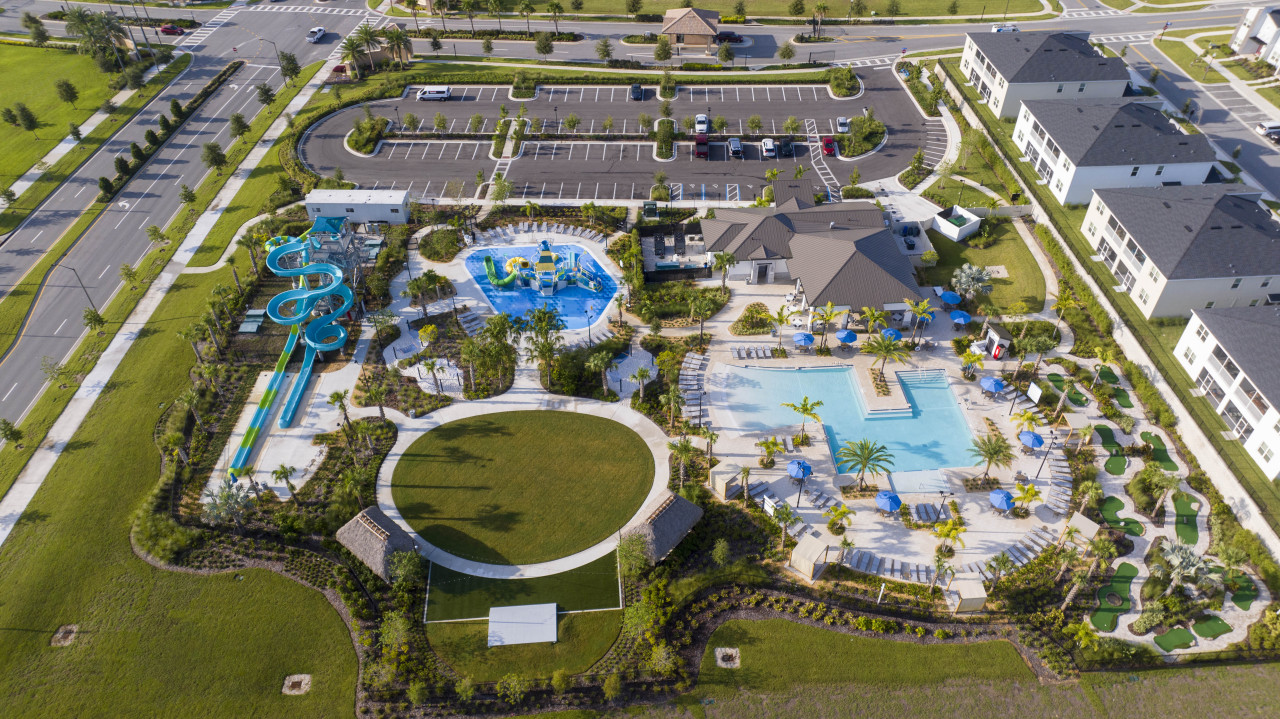 Resort Condo in Orlando: Cozy Retreat with Lazy River & Kids' Water Park Near Disney - Four Corners