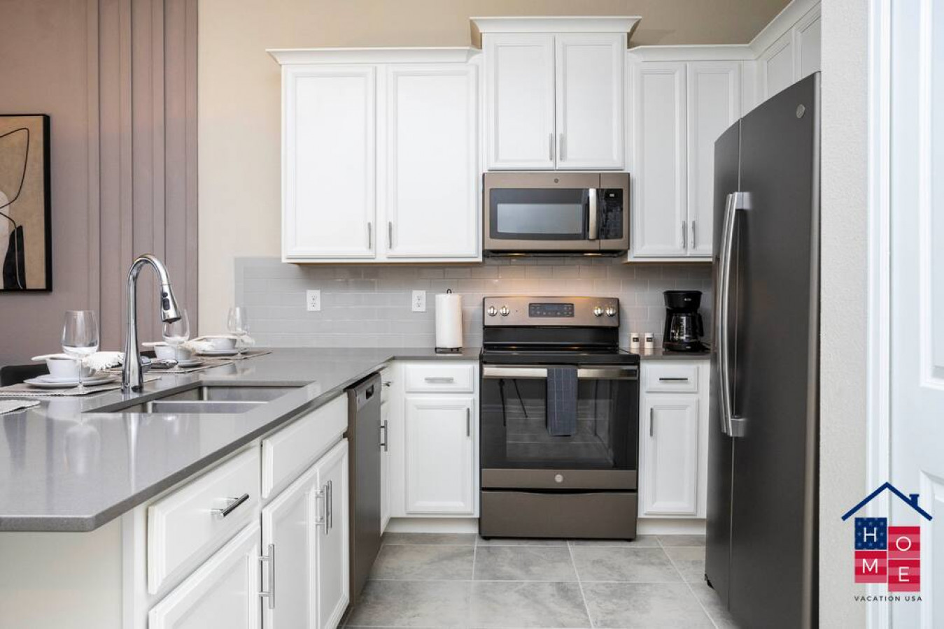 Resort Condo in Orlando: Cozy Retreat with Lazy River & Kids' Water Park Near Disney - Four Corners