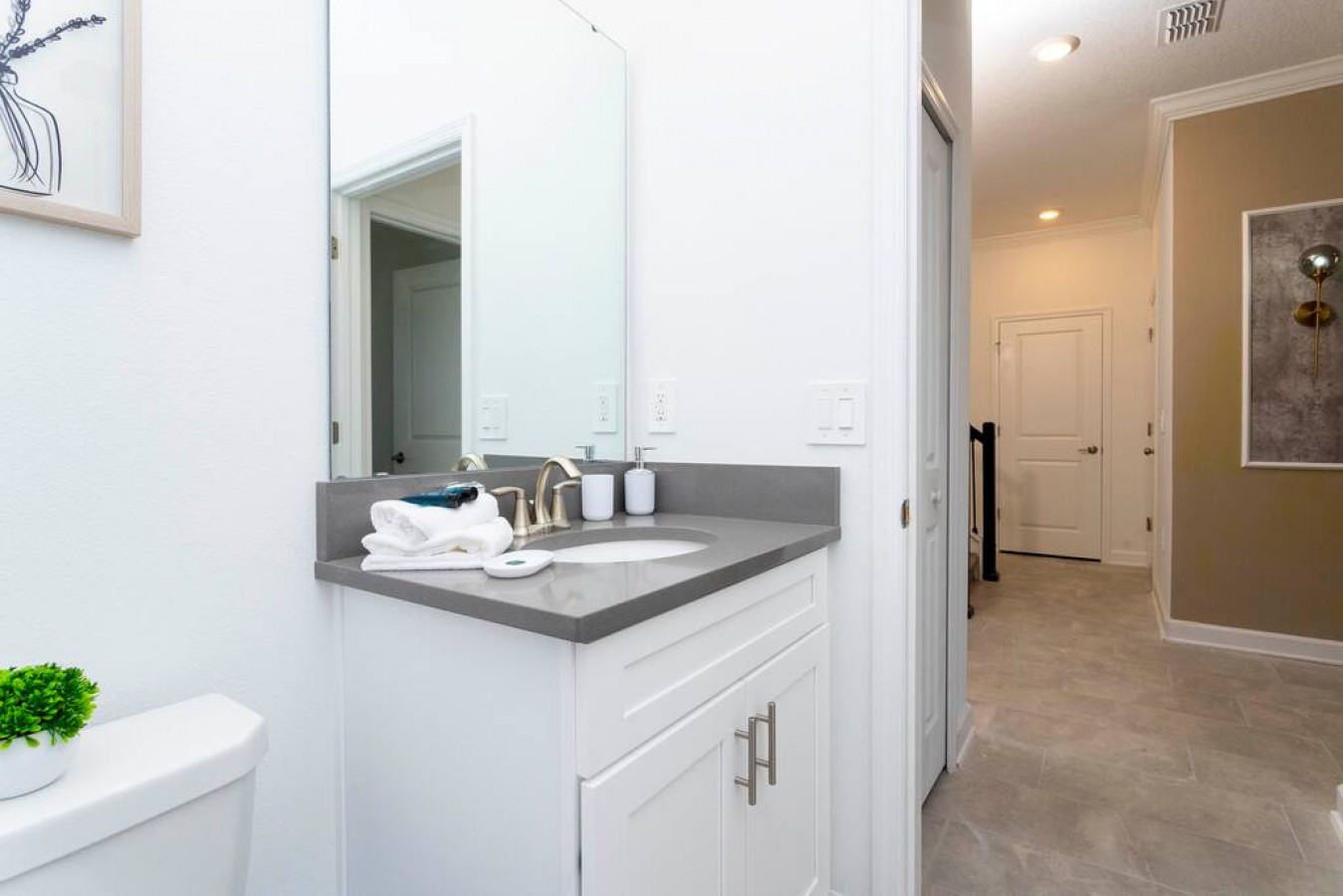 SS 9143 · Magical House Getaway - Private Pool & Amenities - Davenport