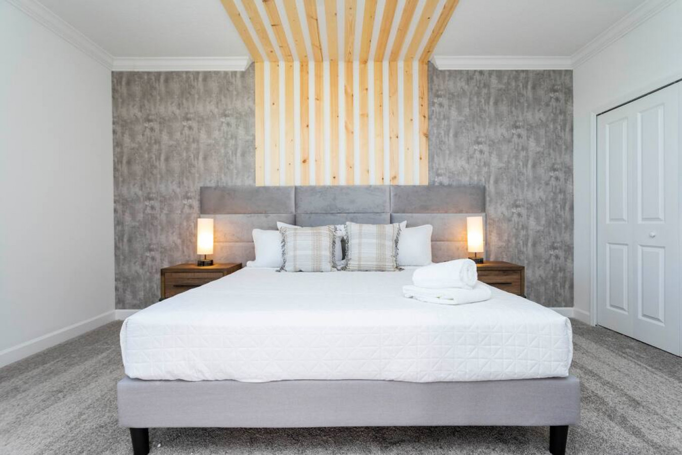 SS 9143 · Magical House Getaway - Private Pool & Amenities - Davenport