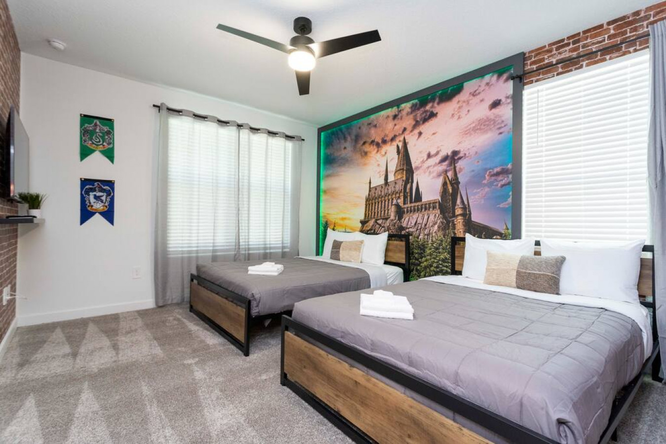 SS 9143 · Magical House Getaway - Private Pool & Amenities - Davenport