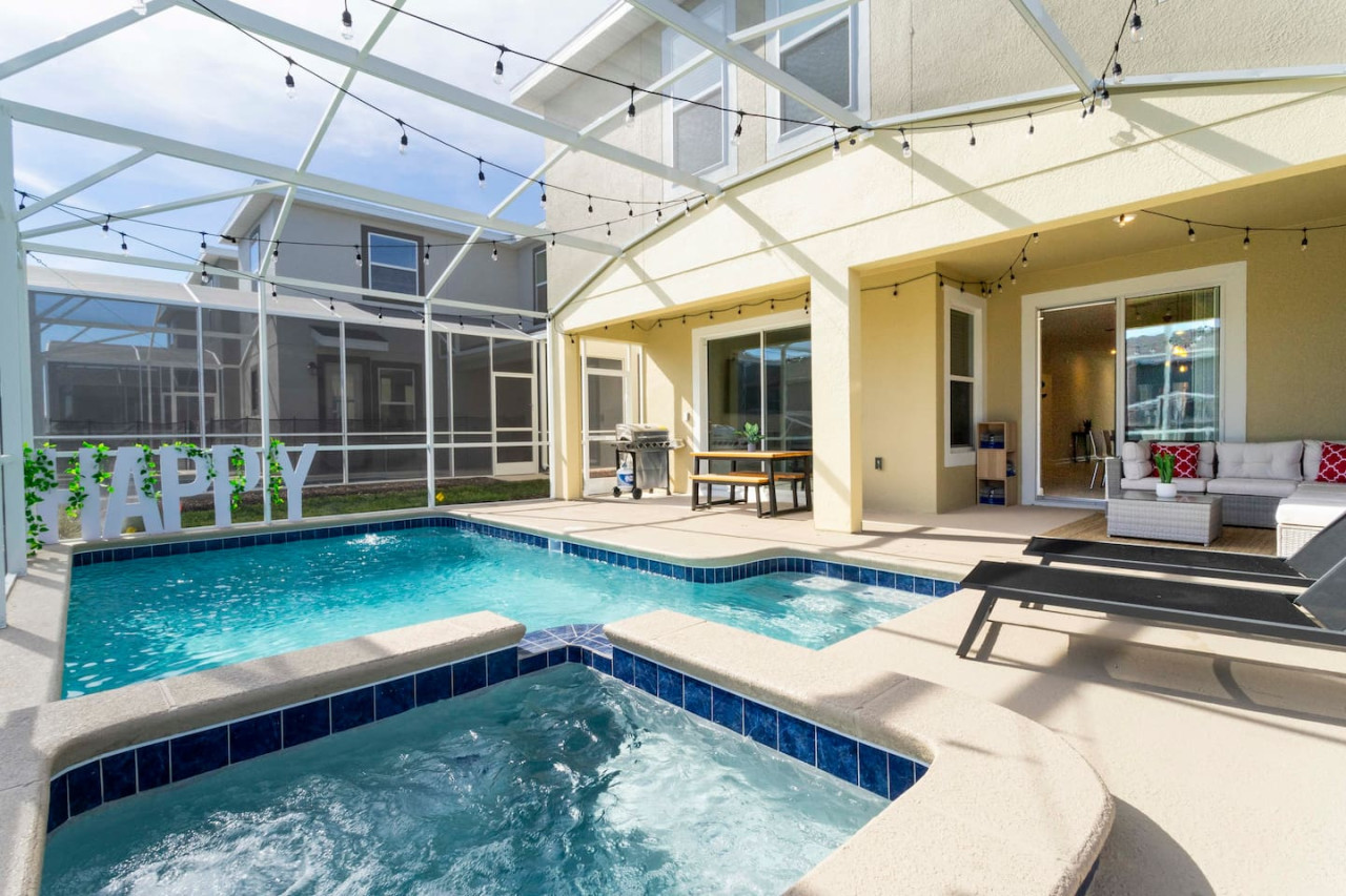 magical-house-retreat-relaxing-deck-and-pool/