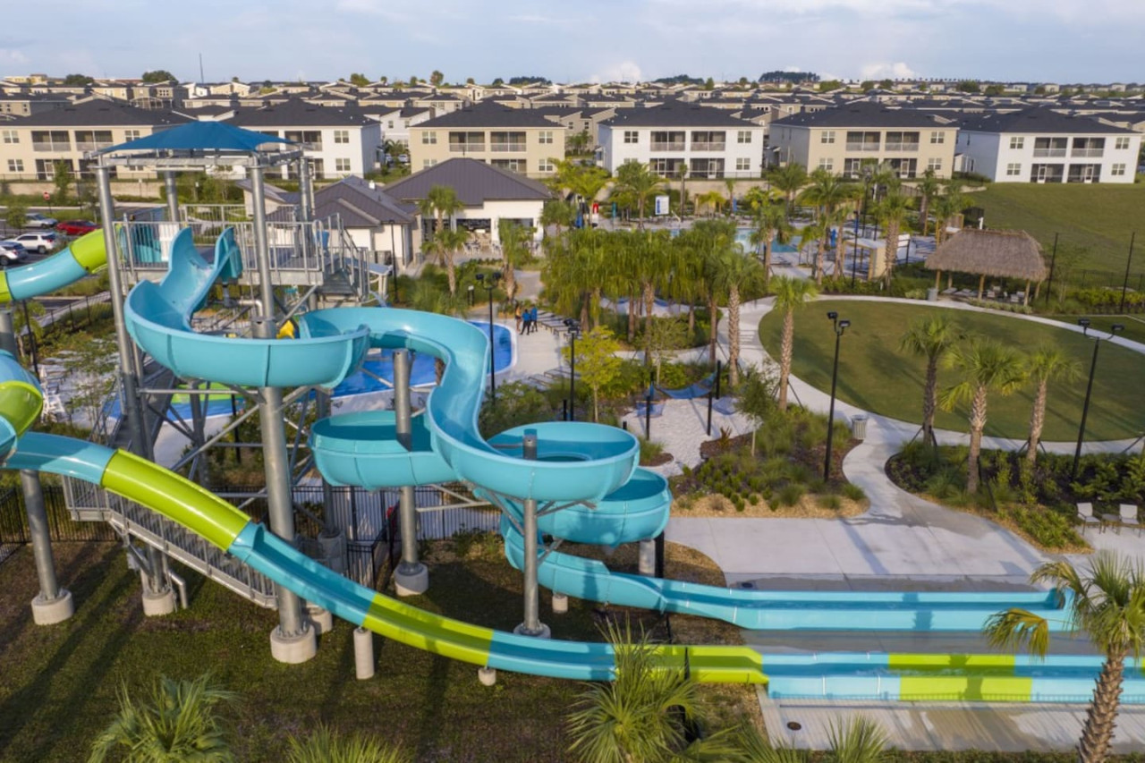 magical-house-retreat-relaxing-deck-and-pool/