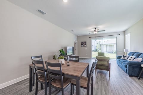 New Elegant House Gateaway - Close to Parks