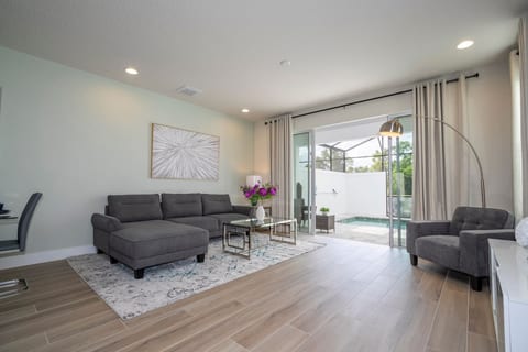 NEW House - 4 bed / Private pool