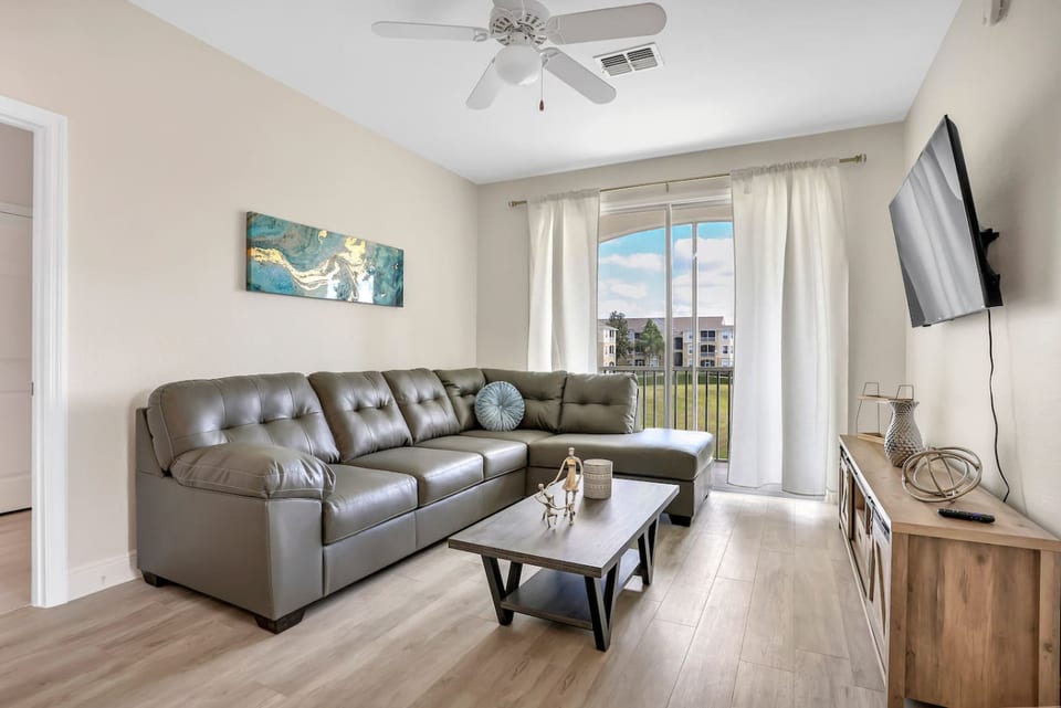 Big Condo 3 bedrooms, Pool - Kissimmee