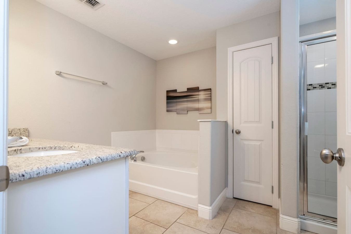 5 Bedrooms, Pool and Resort - Davenport