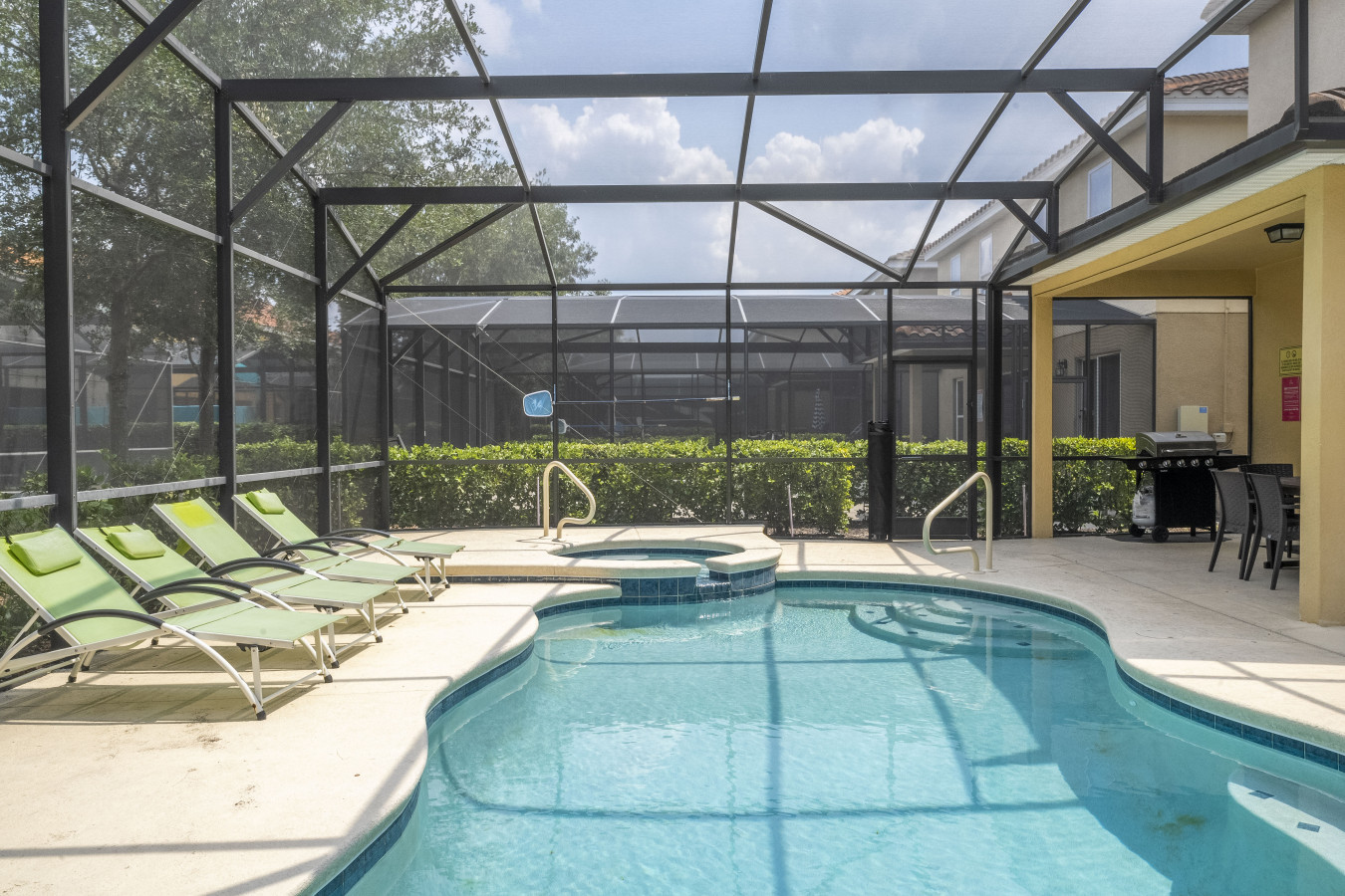 5 Bedrooms, Pool and Resort - Davenport