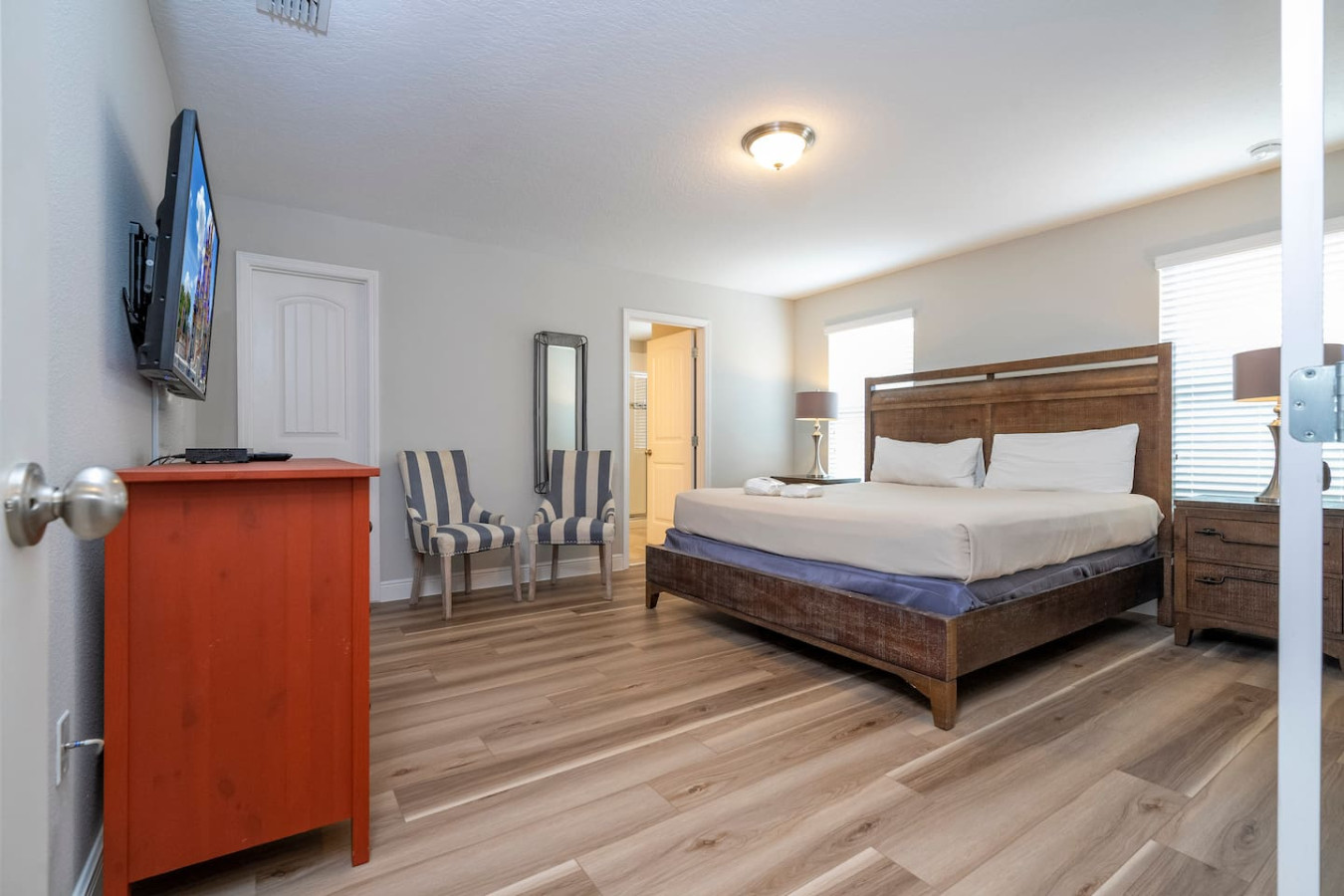 5 Bedrooms, Pool and Resort - Davenport