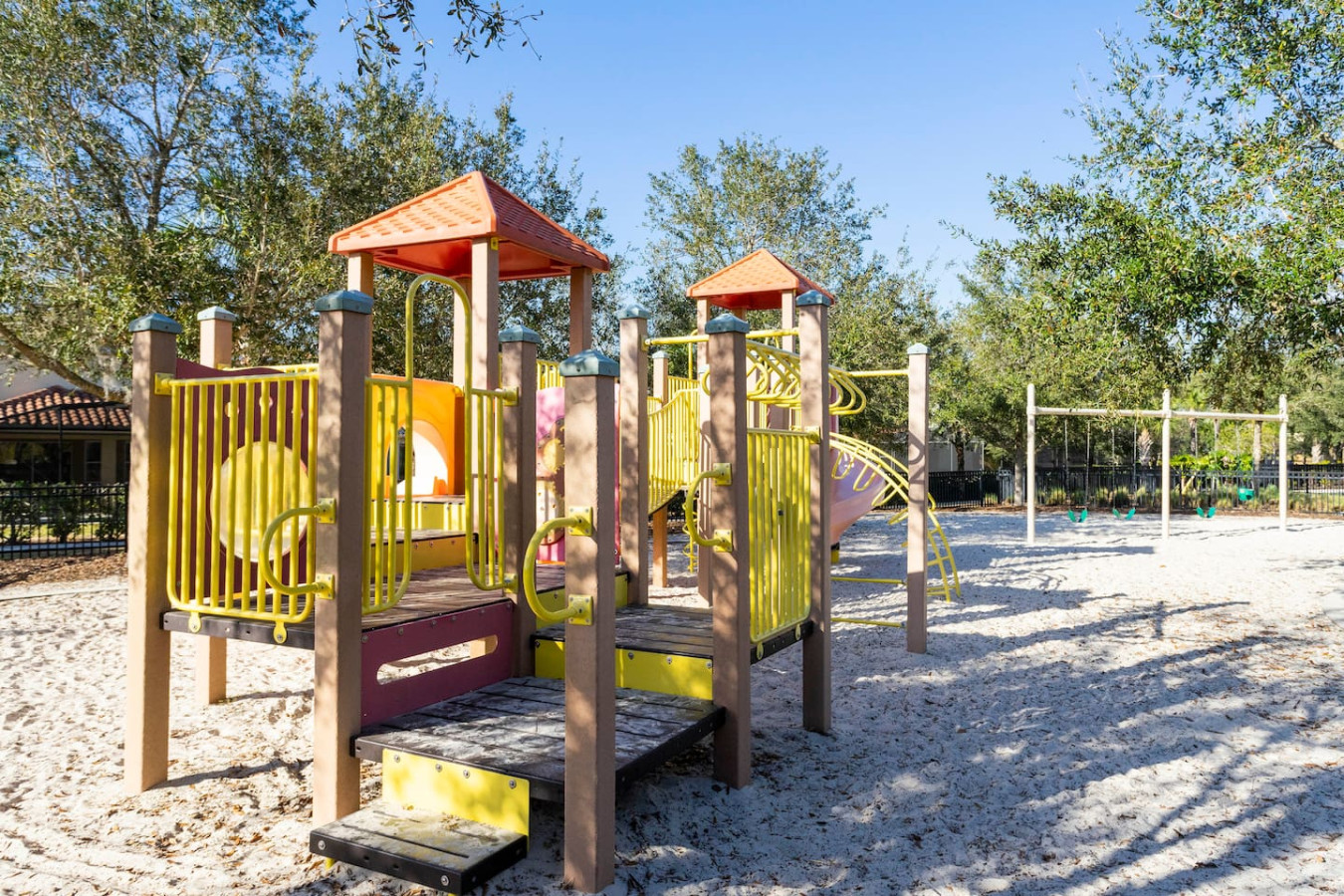 5 Bedrooms, Pool and Resort - Davenport