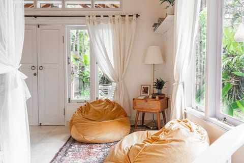 Moon & honey villa