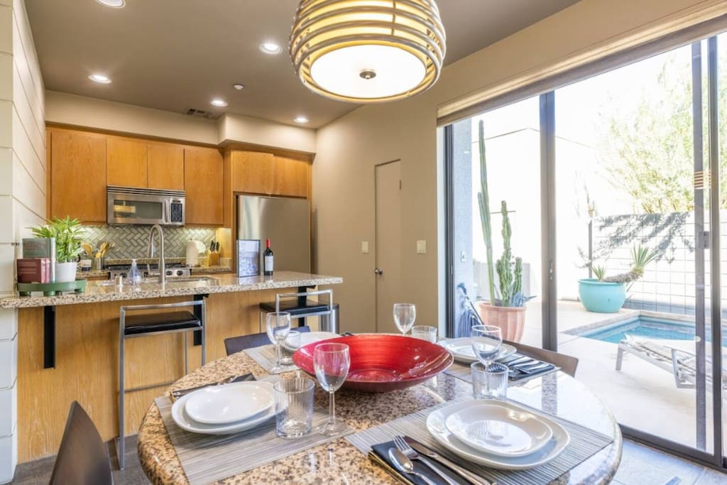 Step into our dining area, ideal for meals and gatherings! Featuring a stylish table and cozy seating, it’s perfect for enjoying delicious food and lively conversations. Experience a warm ambiance that makes every meal memorable during your stay!